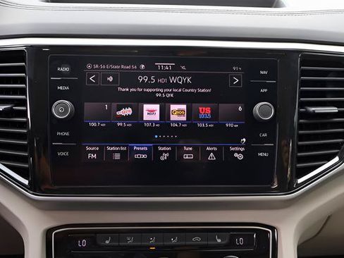 Used 2021 Volkswagen Atlas SEL R-Line FWD image 25