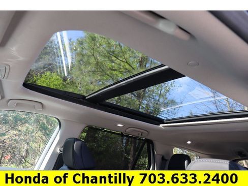 Certified 2025 Honda Pilot Touring image 22