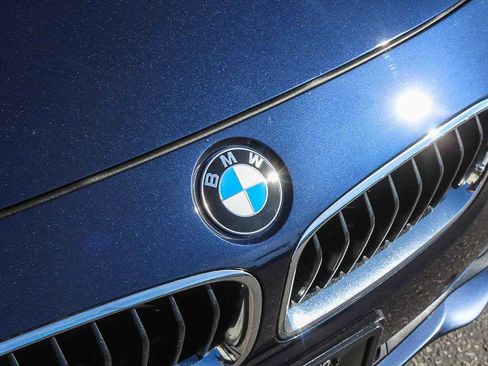 Used 2017 BMW 330i Sedan image 19