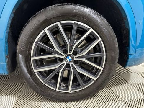 Used 2023 BMW X1 xDrive28i w/ M Sport Package AWD/4WD image 21
