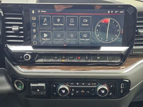 Used 2025 GMC Sierra 1500 Elevation image 63