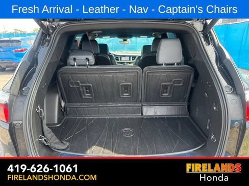 Used 2024 Buick Enclave Premium w/ LPO, Floor Liner Package FWD image 38