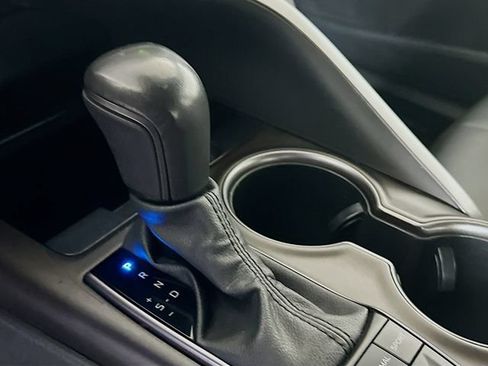 Certified 2023 Toyota Camry SE FWD image 18