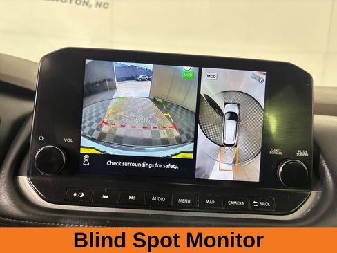 Used 2023 Nissan Rogue Platinum w/ Platinum Premium Package image 19