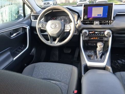 Used 2023 Toyota RAV4 XLE w/ Convenience Package FWD image 8