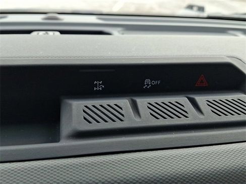 Used 2023 Ford Bronco Big Bend image 24