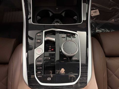 New 2026 BMW X5 xDrive40i w/ M Sport Package image 17