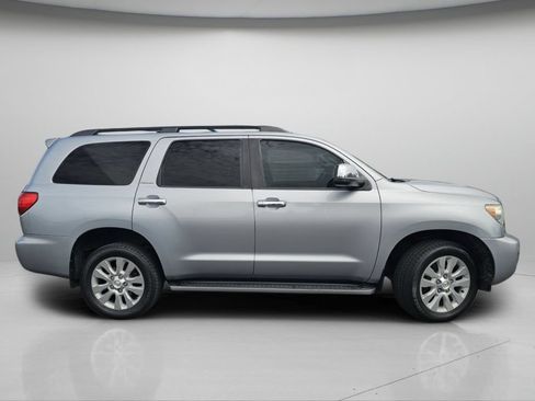 Used 2014 Toyota Sequoia Platinum RWD image 26