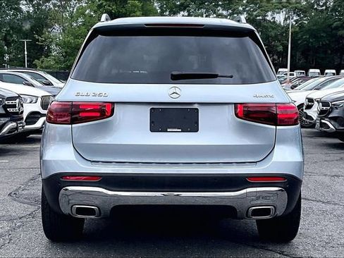 Used 2026 Mercedes-Benz GLB 250 4MATIC image 3