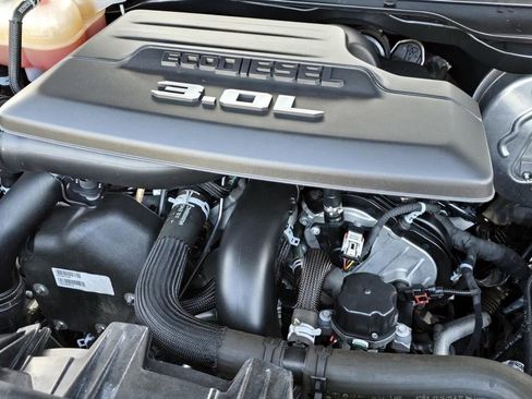 Used 2022 RAM 1500 Laramie image 11