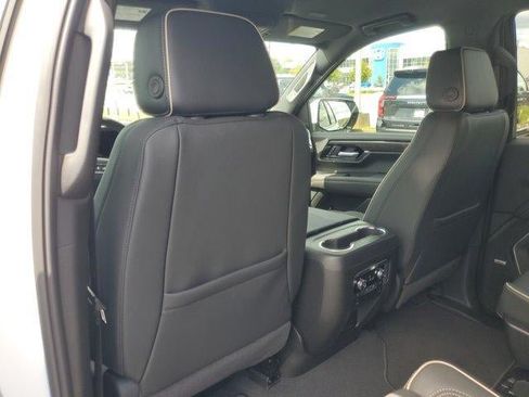 New 2026 GMC Yukon Elevation AWD/4WD image 15