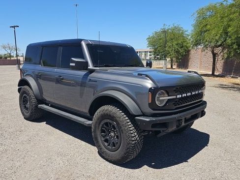 Used 2024 Ford Bronco Wildtrak AWD/4WD image 3