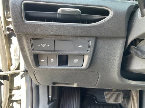 Used 2023 Hyundai Sonata SEL FWD image 12