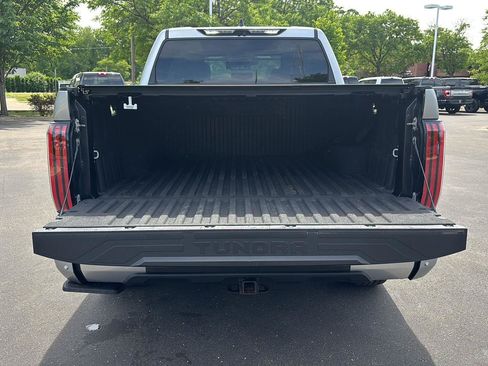 Used 2022 Toyota Tundra Limited AWD/4WD image 15