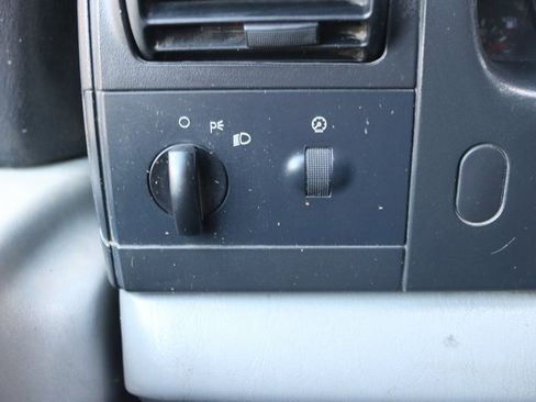 Used 2006 Ford F350 XL image 32