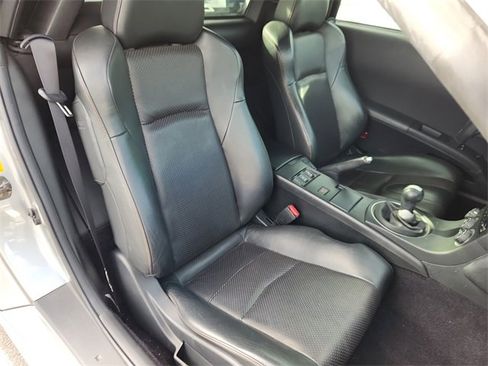 Used 2005 Nissan 350Z Touring image 11