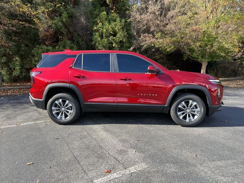 New 2026 Chevrolet Equinox LT w/ Safety and Technology Package image 11