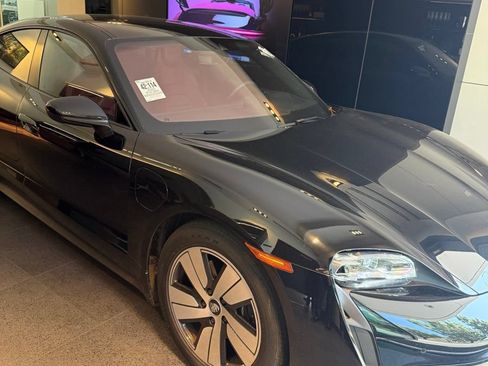 Used 2023 Porsche Taycan RWD image 6