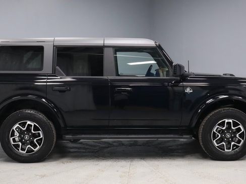 Certified 2024 Ford Bronco Outer Banks image 5