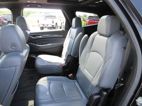 Certified 2022 Buick Enclave Essence w/ Experience Buick Package AWD/4WD image 21