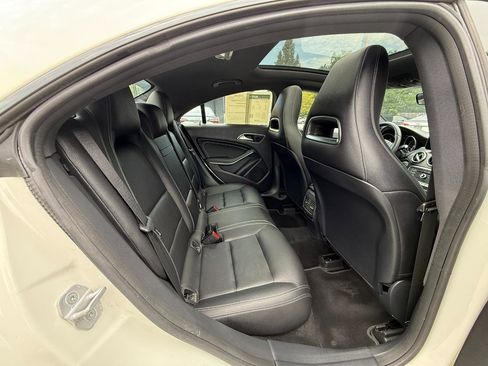 Used 2018 Mercedes-Benz CLA 250 image 13