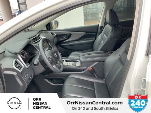 Used 2024 Nissan Murano SV w/ SV Midnight Edition Package image 17