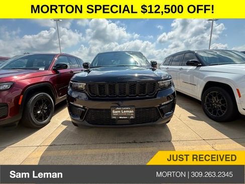 New 2025 Jeep Grand Cherokee Limited w/ Black Appearance Package image 3