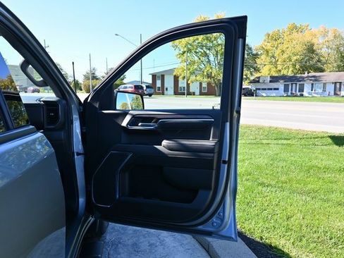 Used 2023 GMC Sierra 1500 Elevation image 18