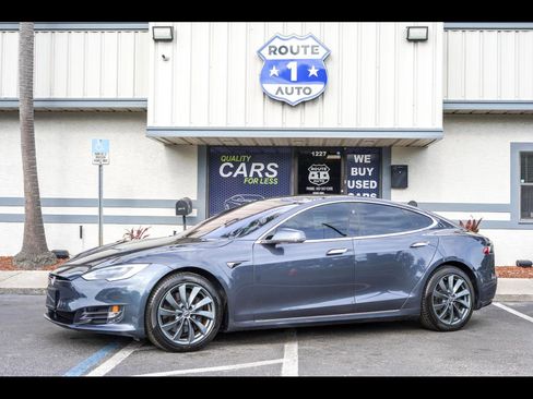 Used 2018 Tesla Model S 100D AWD/4WD image 1