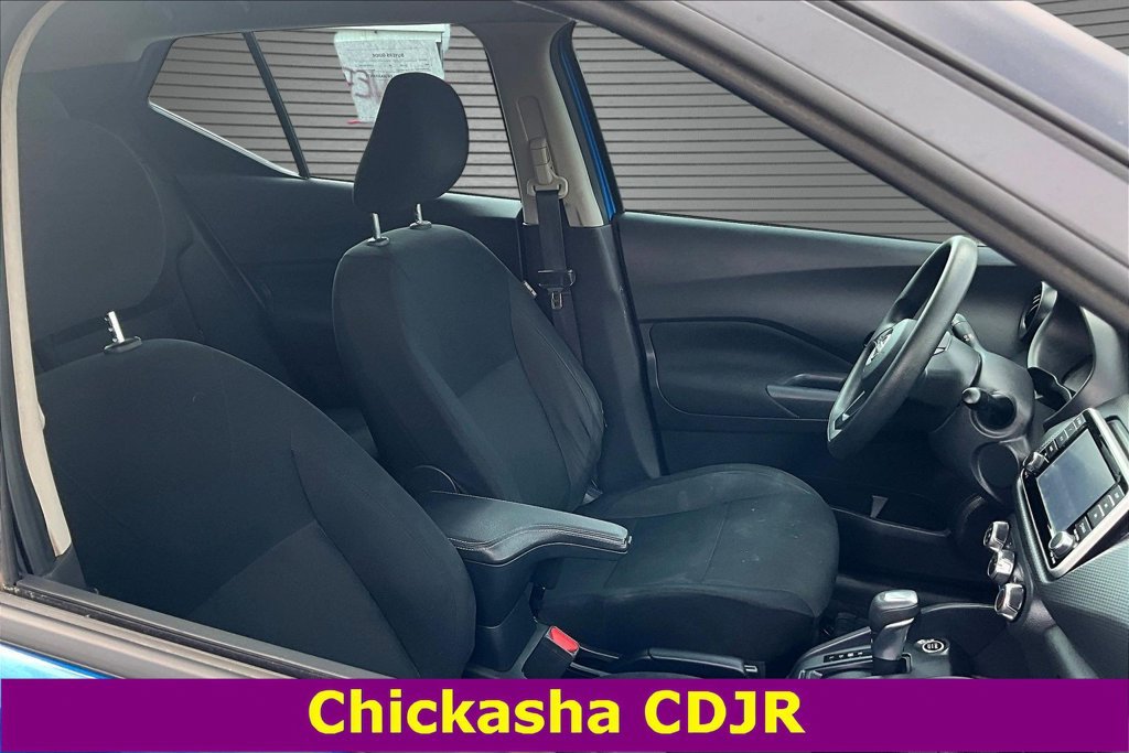 Used 2025 Nissan Kicks Play S FWD image 28