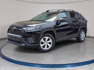 Used 2020 Toyota RAV4 LE AWD/4WD video 1
