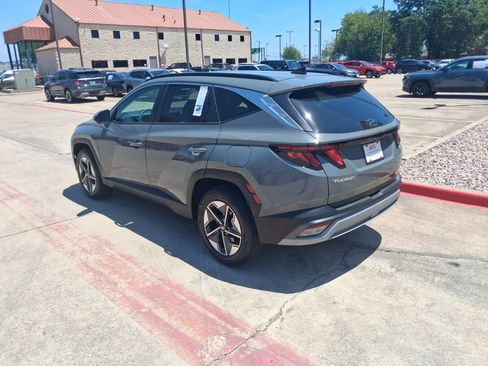 Used 2025 Hyundai Tucson SEL AWD/4WD image 8