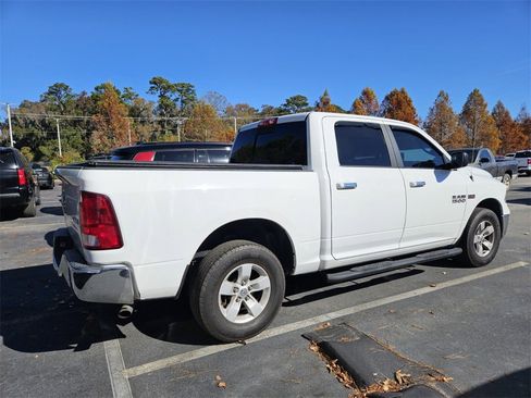 Used 2018 RAM 1500 Classic SLT image 7