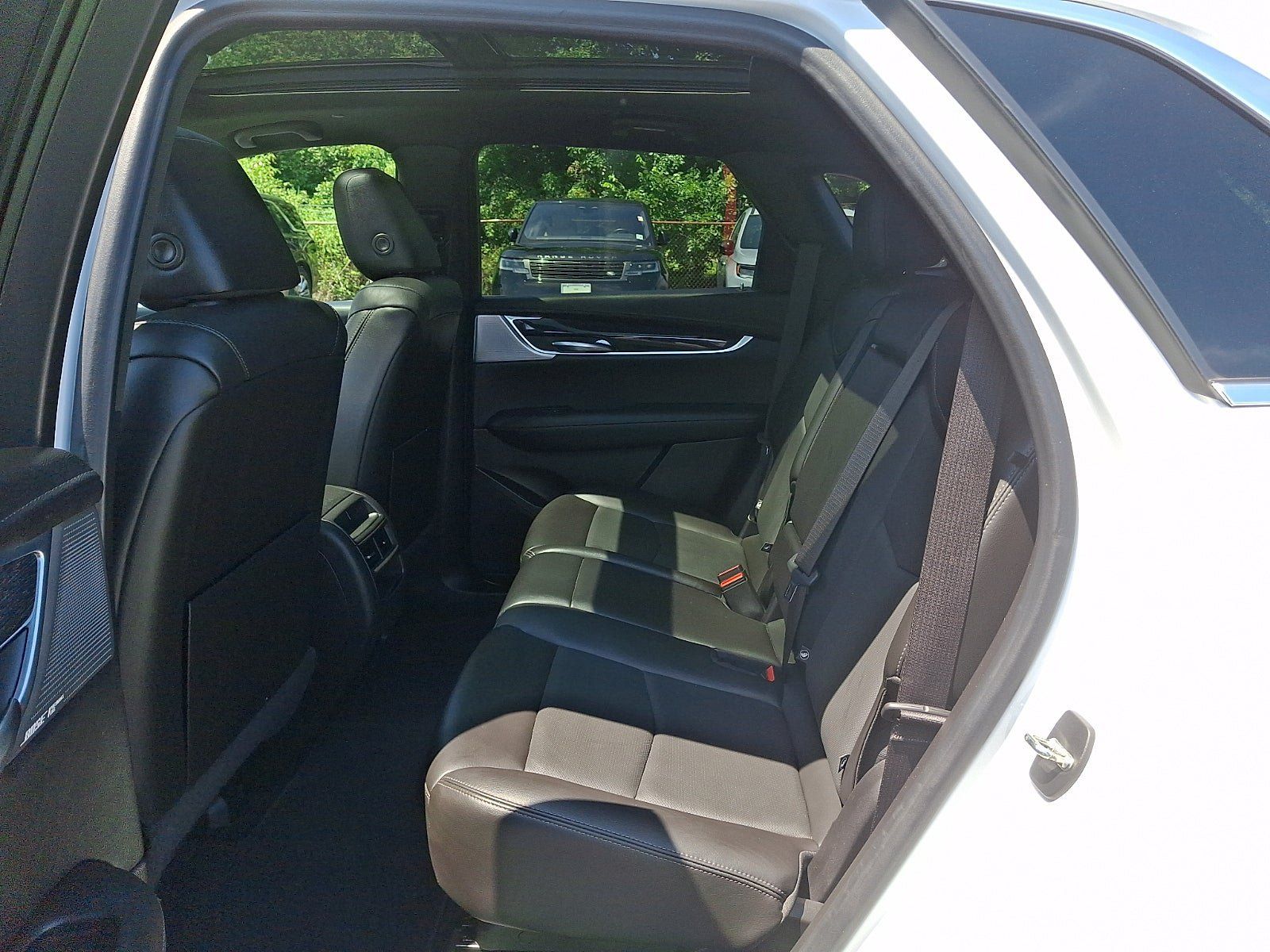 Certified 2022 Cadillac XT5 Premium Luxury AWD/4WD image 23