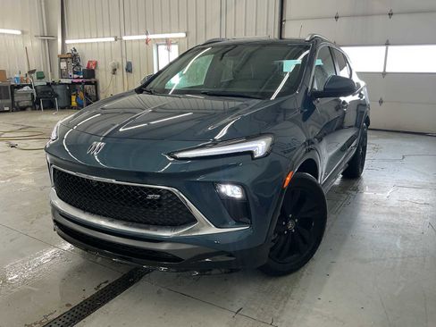 Used 2026 Buick Encore GX Sport Touring w/ Advanced Technology Package image 3