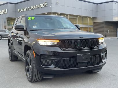 Used 2022 Jeep Grand Cherokee Altitude