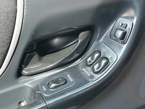 Used 2003 Ford Ranger XL RWD image 18