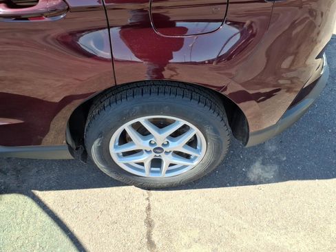 Used 2021 Ford Edge SEL w/ Convenience Package image 21