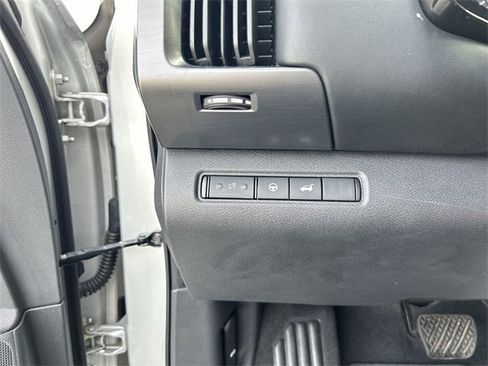 Certified 2022 Nissan Pathfinder SL image 17