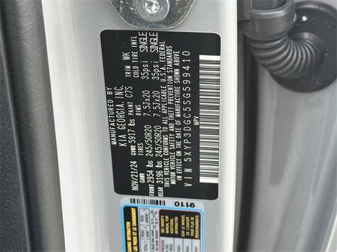 Used 2025 Kia Telluride EX X-Line image 35