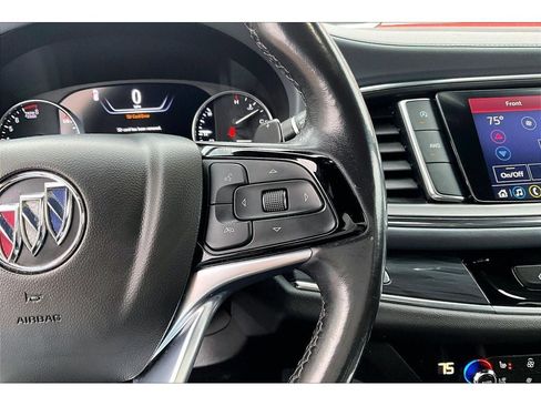 Used 2022 Buick Enclave Premium image 22