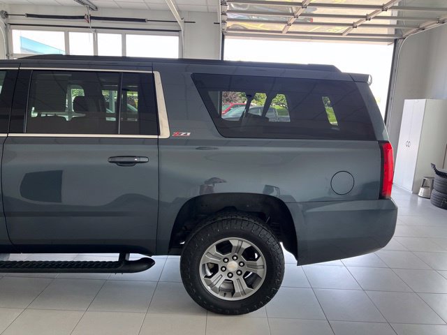 Used 2020 Chevrolet Suburban LT AWD/4WD image 5