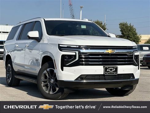 New 2026 Chevrolet Suburban LT w/ Comfort Package image 2