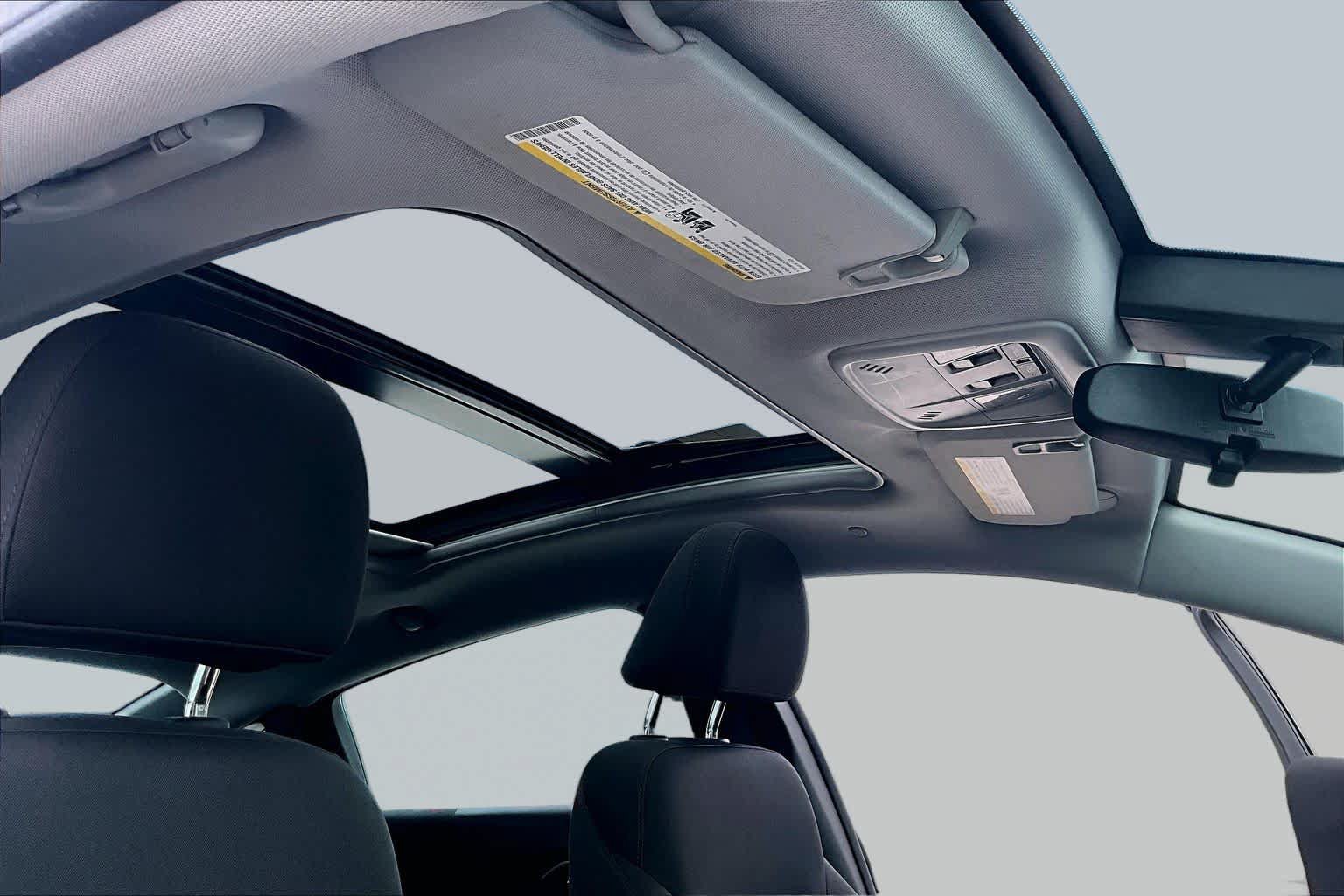Used 2022 Chevrolet Malibu LT FWD image 14