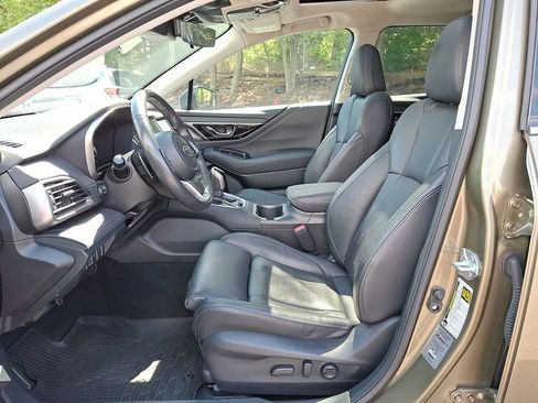 Used 2023 Subaru Outback Touring XT AWD/4WD image 16