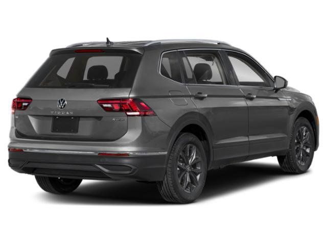 Used 2023 Volkswagen Tiguan SE w/ Panoramic Sunroof Package FWD image 5