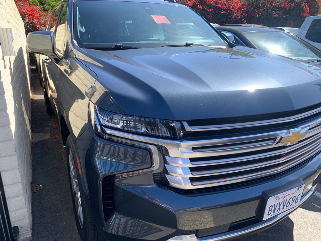 Used 2021 Chevrolet Suburban High Country AWD/4WD image 5
