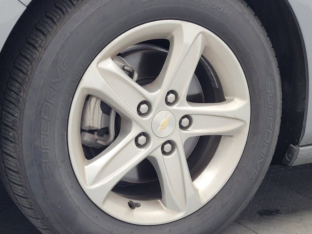 Used 2023 Chevrolet Malibu LS FWD image 31