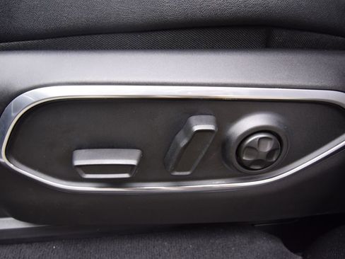 New 2026 Jeep Grand Wagoneer Limited image 23