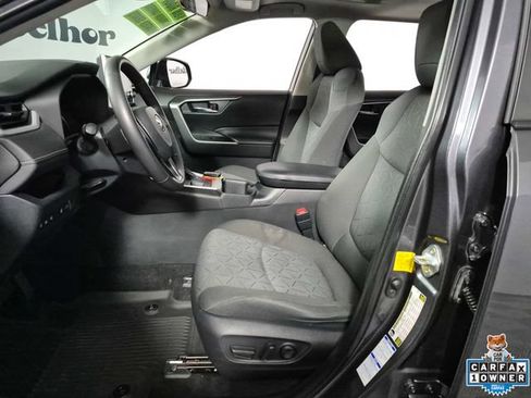 Certified 2022 Toyota RAV4 XLE w/ Convenience Package AWD/4WD image 9